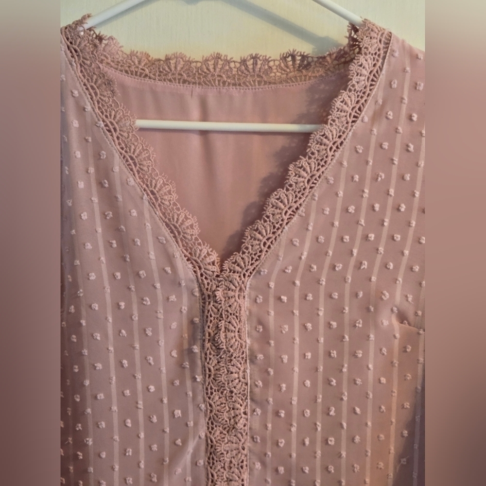 NWOT, Dokotoo, Women's Summer Lacy Top, Light Pink, Size: Medium - Picture 6 of 9